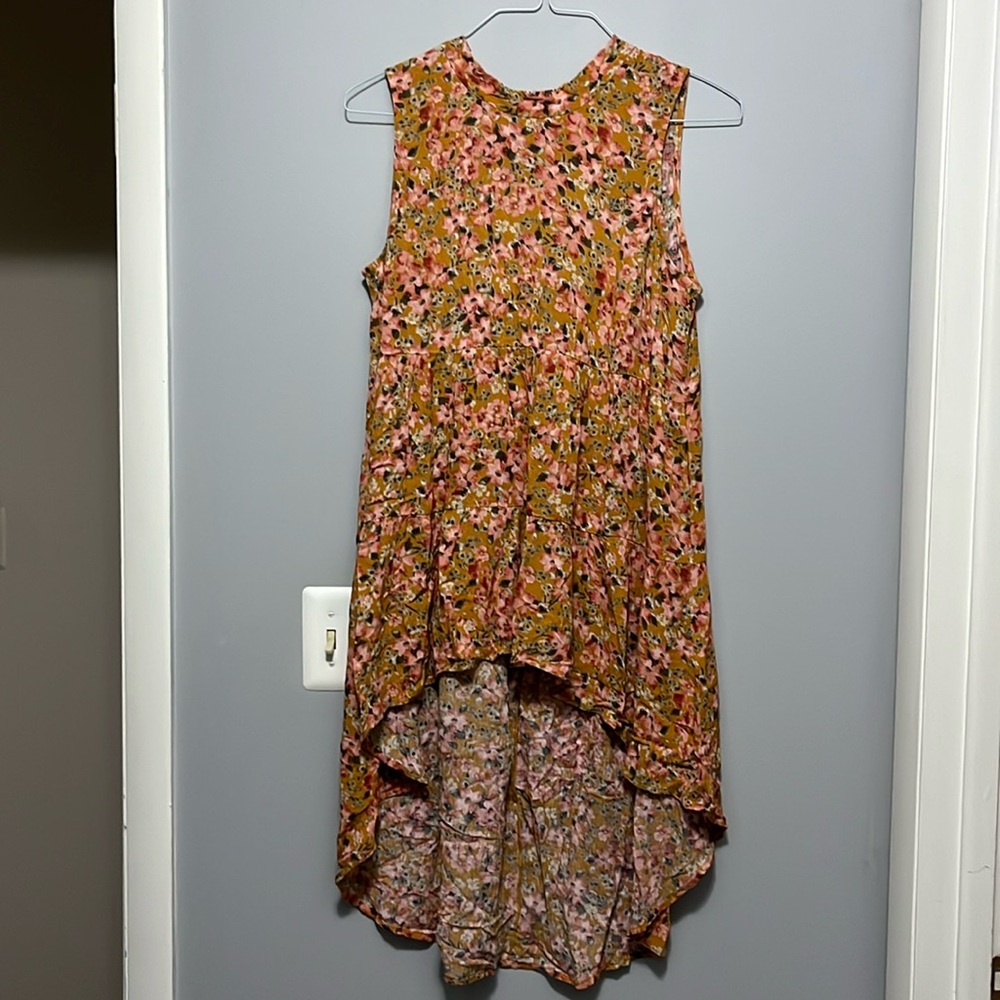 NWOT high low top